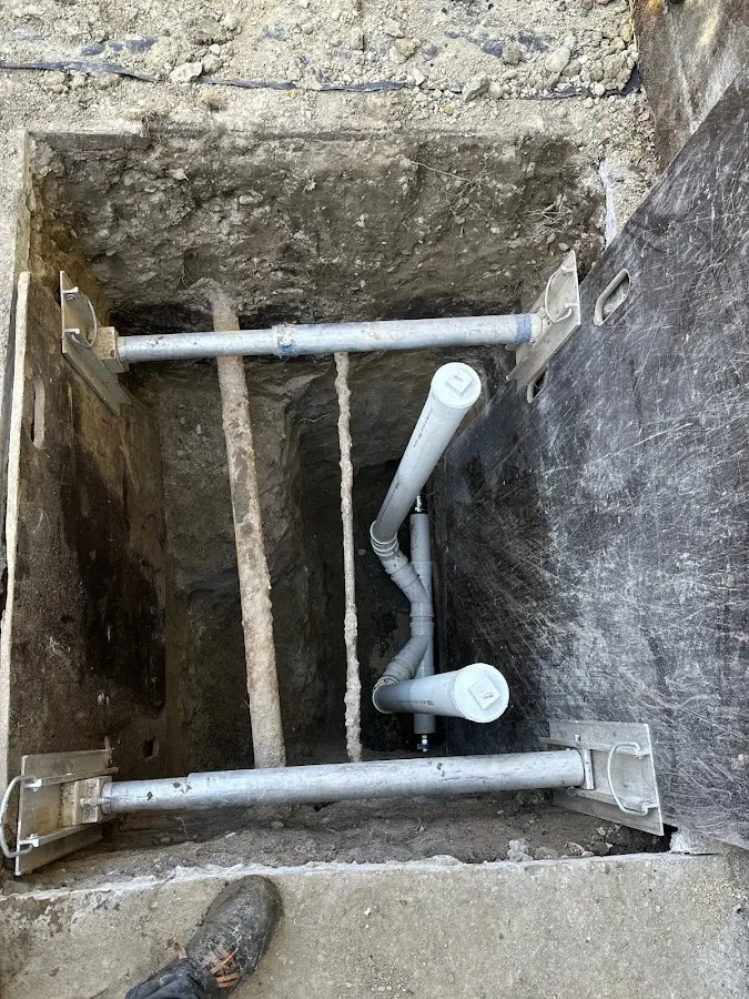 Experienced plumber completing Gas Line Repair work in Pleasant Hills